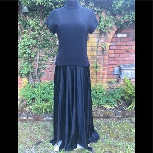 Tadashi long 2 tone black gown size 10